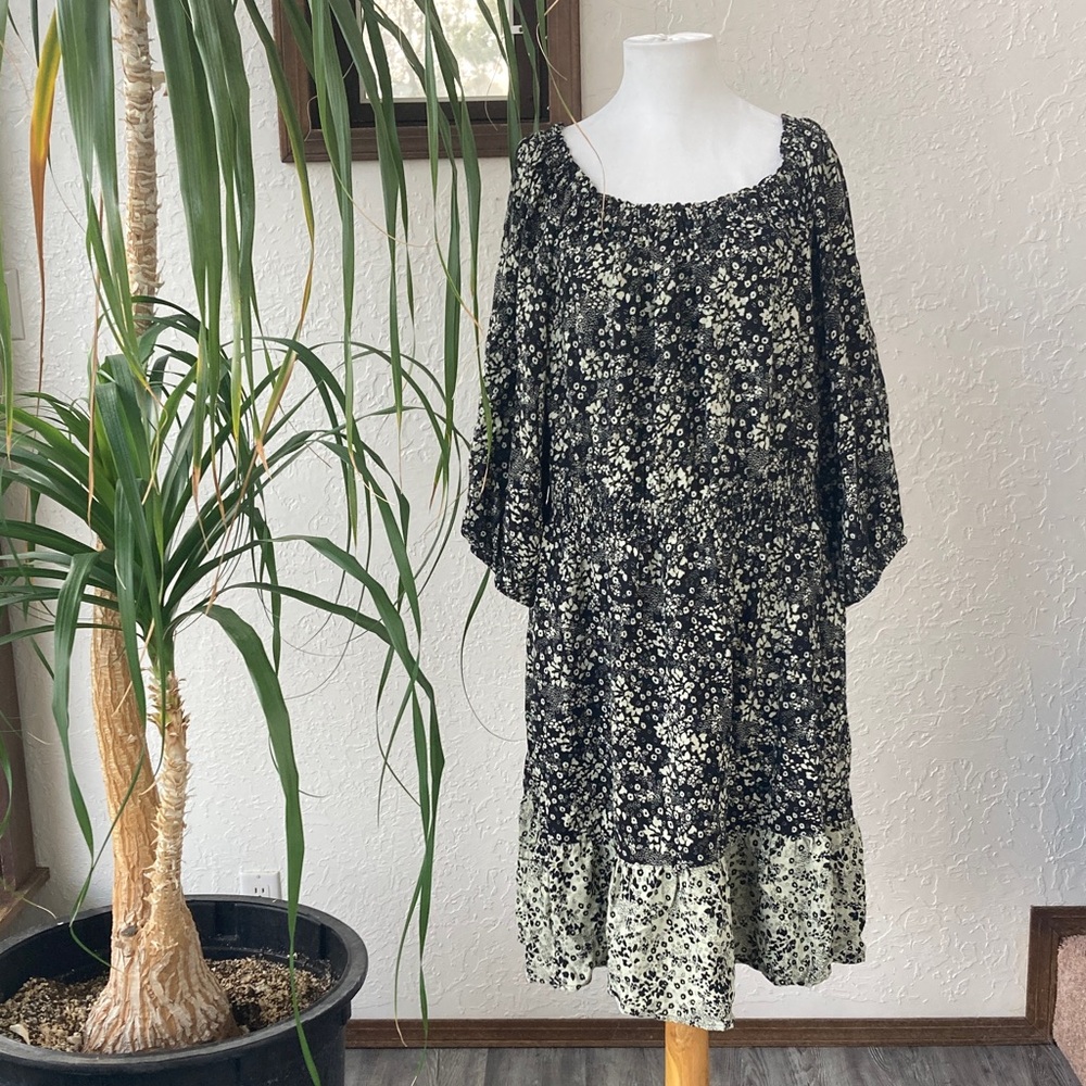 Knox Rose Black White Floral Peasant Dress Smocked Waist Ruffle Skirt Boho Loose
